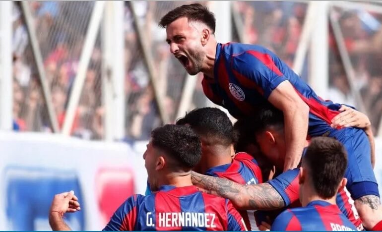  San Lorenzo venció a Huracán y volvió a ganar tras seis fechas en la Liga Profesional