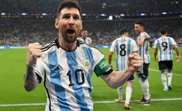 Un desahogo necesario: de la mano de Messi, Argentina venció a México y renueva la esperanza mundialista