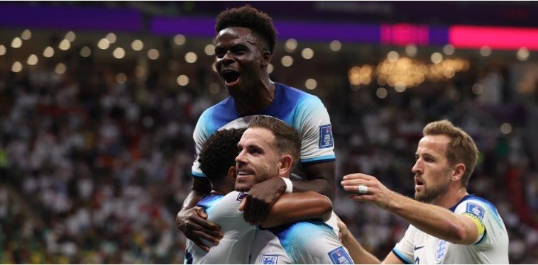 Inglaterra goleó a Senegal y jugará ante Francia los cuartos de final del Mundial