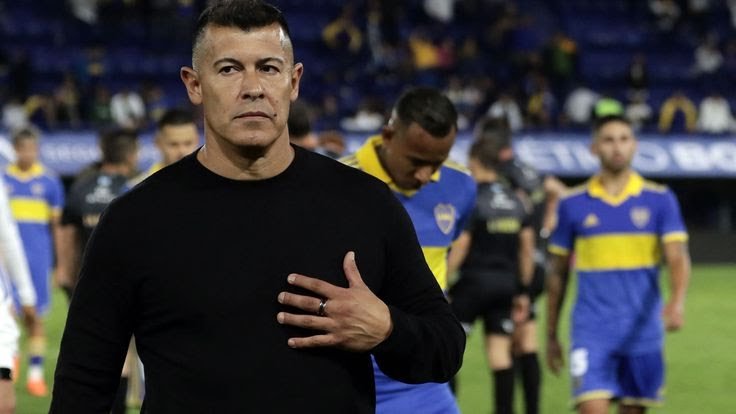 Almirón tras la derrota con Estudiantes: del «la camiseta de Boca es pesada» al «soy el máximo responsable»