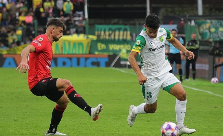 Gorosito perdió el invicto: Colón no pudo con Defensa en Varela y cayó 2-0