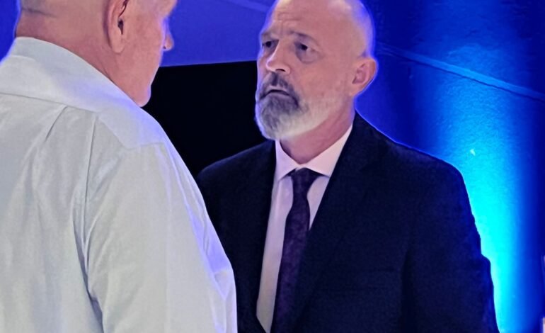 Sphan y Kreig tuvieron una charla en la cena de la Liga Santafesina, pero todavía no hay acuerdo por Nardoni