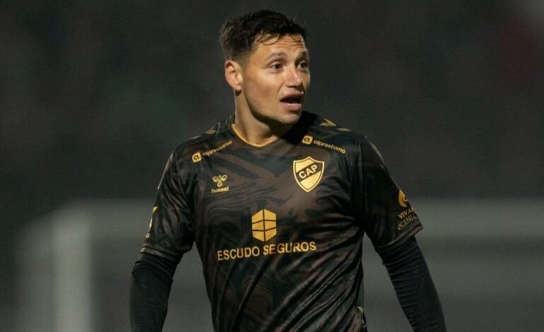 Mauro Zárate será nuevo jugador de Danubio