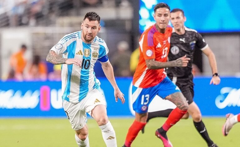 Argentina venció a Chile y avanzó a cuartos de la Copa América