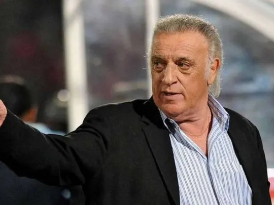 El «Coco» Basile fue internado de urgencia