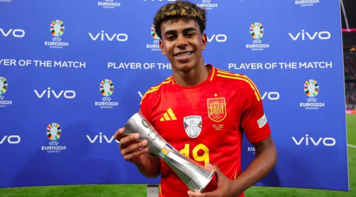 Lamine Yamal: la máquina de romper récords, el joven crack de España se