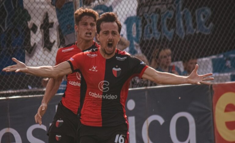 Sobre el final llegaron los goles para Colón y así los relató Fer Surchi