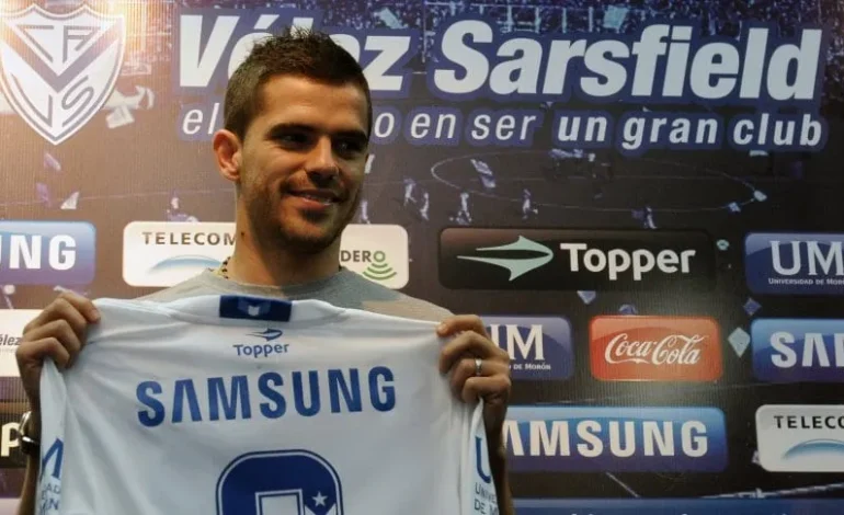 Vélez, un club clave en la historia de Gago: su primer gol con Boca, sus ciclos y un retiro decidido