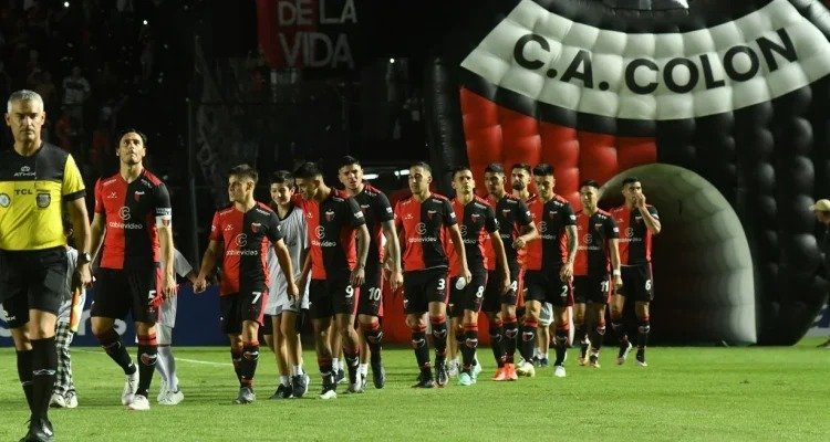 Colón estará en la Zona B de la Primera Nacional y comenzará con dos partidos de local