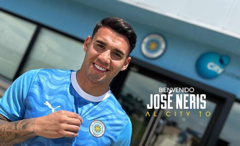 «Tranquilos todos. Llegó el 9», así presentó City Torque a José Neris