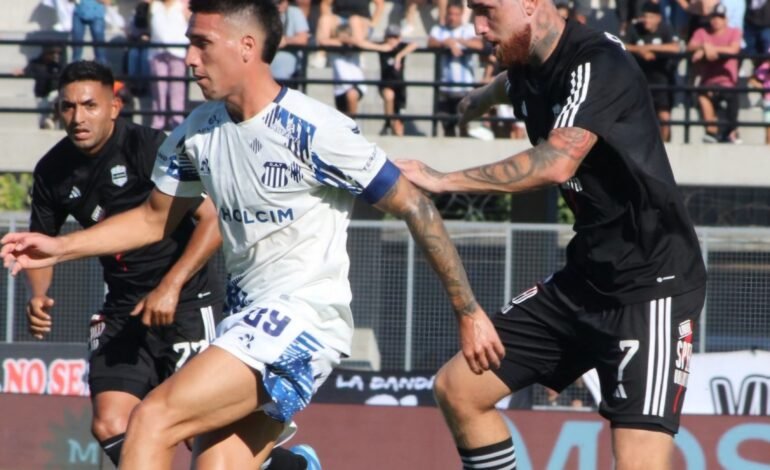 Sin goles y con los arqueros de protagonistas, Riestra y Talleres empataron sin goles
