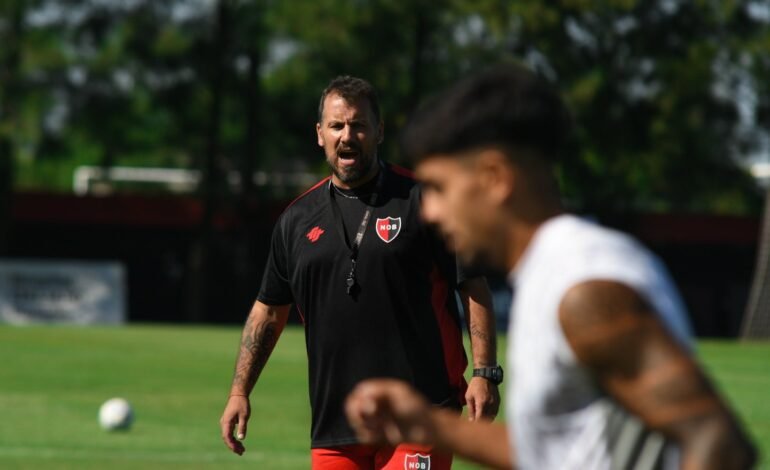 El «Ogro» Fabbiani dirigió su primer entrenamiento con Newell’s