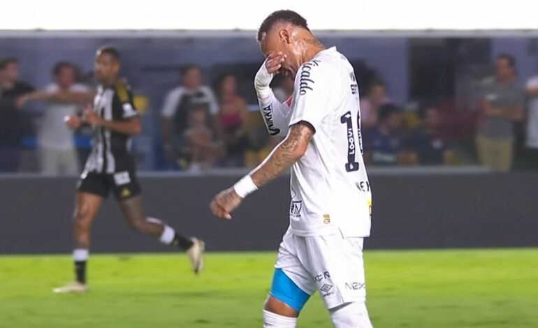 El desgarrador llanto de Neymar al retirarse lesionado