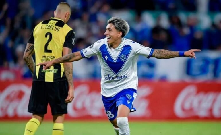 Vélez recibe a Olimpia con la obligación de ganar para volver a lo más alto del Grupo A