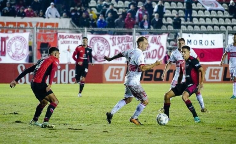 ¿Se jugará Colón vs Morón? Así se encuentra la cancha del Gallito tras la lluvia