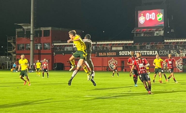 Defensa y Justicia no pudo ante Vitória y se complicó en el Grupo B de la Copa Sudamericana