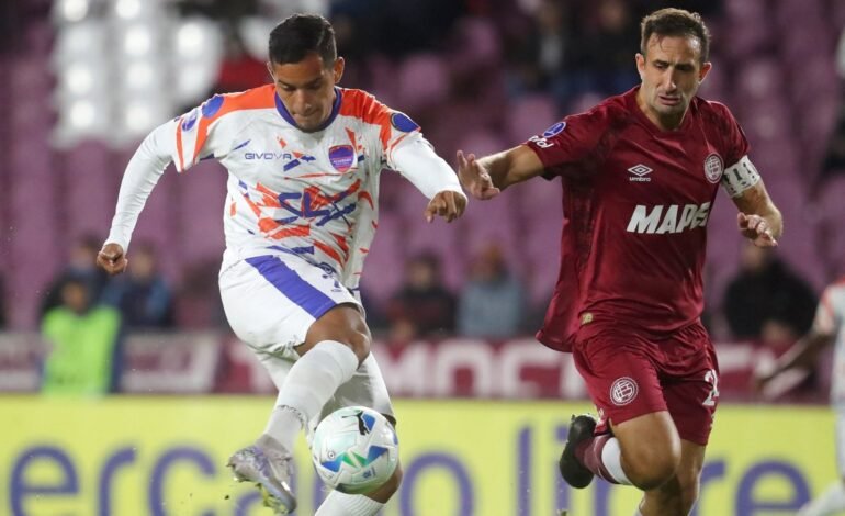 Lanús empató con Puerto Cabello y no logró quedar como el mejor líder