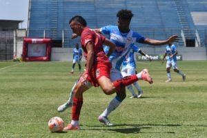 Mushuc Runa perdió el vuelo y llega un día antes para jugar contra Unión