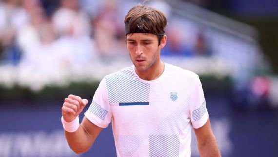 Tomás Etcheverry recuperó la memoria, sumó otro triunfazo y está en semifinales del ATP 500 de Hamburgo