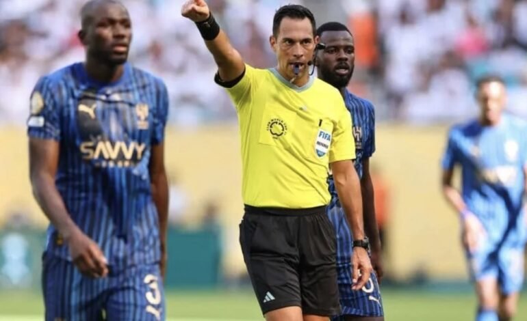  Tello en el Mundial de Clubes: cobró un penal para el Real Madrid en el final y sancionó la regla de los ocho segundos