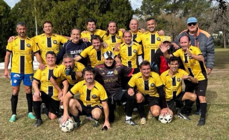  En la Liga Club de Campo Periodistas sigue con su andar DEMOLEDOR