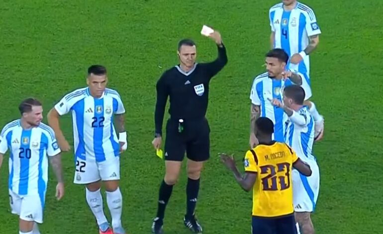 Expulsado Moisés Caicedo en Ecuador