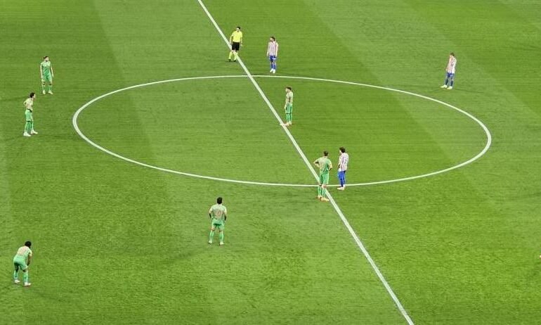 ESPAÑA FUERTE PROTESTA de los jugadores contra LaLiga, TEBAS VETE YA! Por el partido que Barcelona jugará en Miami