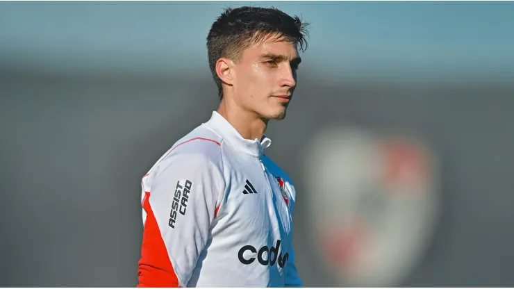 El drama de Federico Gattoni: borrado en River y en Sevilla ya advierten el conflicto que generará su regreso