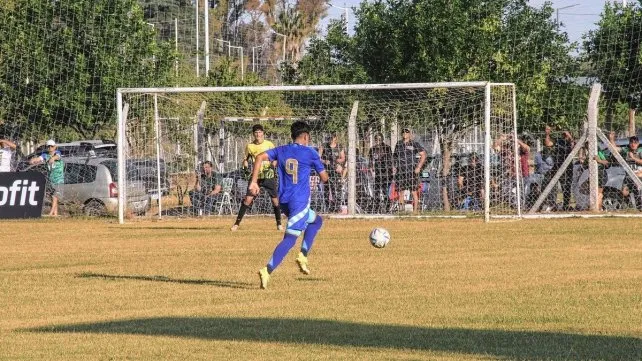 Atento Colón: Matías Córdoba sigue brillando con sus goles en la Selección de Ascenso, doblete ante un Selectivo