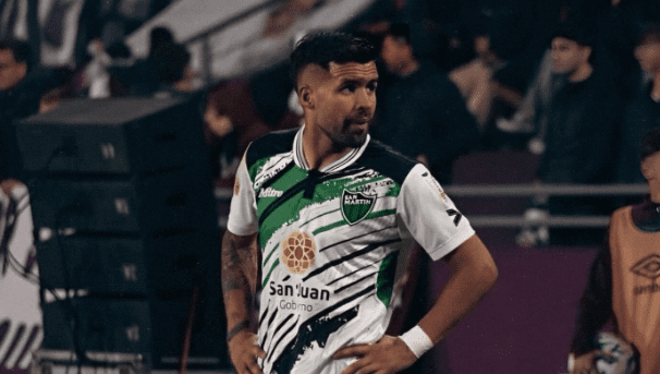 Riestra le ganó la pulseada a Unión por el volante Nicolás Watson