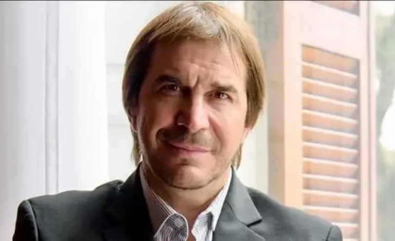 La empresa de Faroni pactó con la AFA quedarse con el 30% de sus ingresos comerciales en el exterior