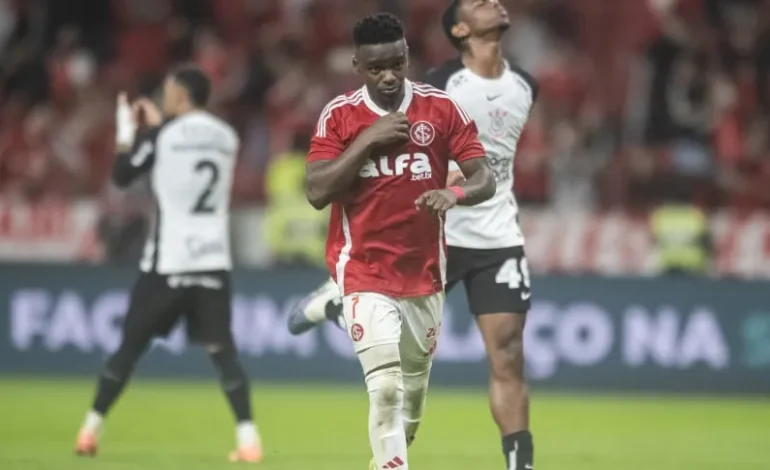 Gran noticia para Racing: Inter hizo uso de la opción de compra de Carbonero