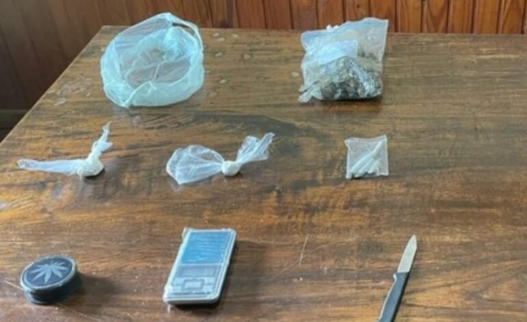 DETIENEN micro de la barra de San Lorenzo camino a Uruguay