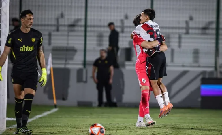 EN LOS PENALES: River festejó en el amistoso ante Peñarol