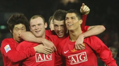 Manchester United apuesta por una leyenda para SALIR DE LA CRISIS