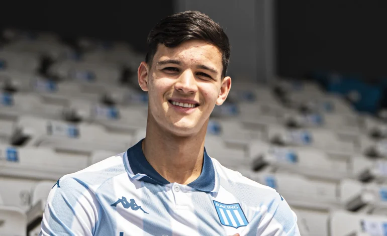 Dolor en Racing: La durísima lesión que sufrió Valentín Carboni y lo dejará sin jugar por más de 6 meses