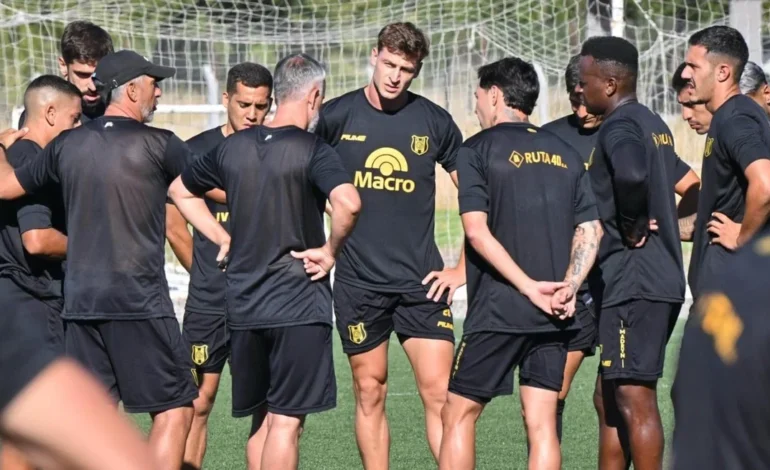 Madryn ajusta los últimos detalles para el debut ante Colón tras medirse con Olimpo