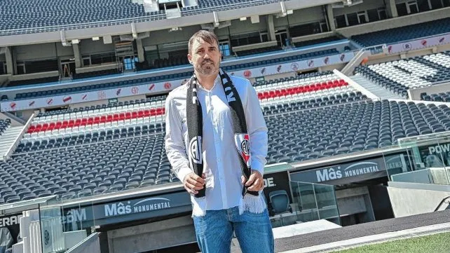 Coudet hace su estreno en River en una dura visita a Huracán