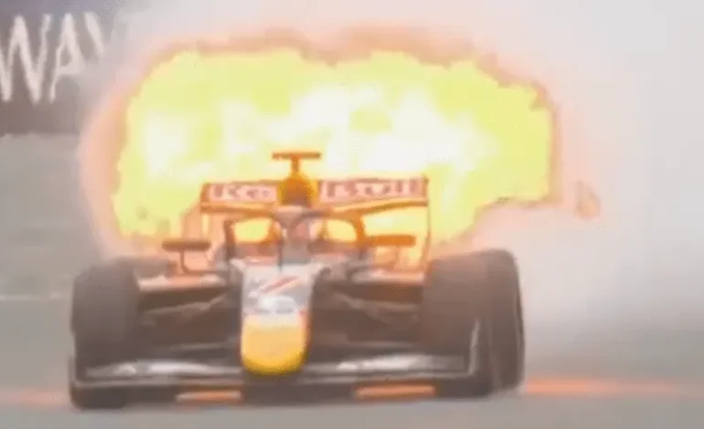 Colnaghi rompió el motor y su auto se INCENDIÓ en su primera práctica de Fórmula 3