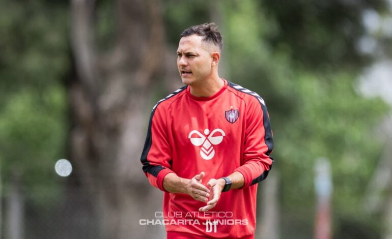 Módolo renunció en Chacarita después de la derrota ante Estudiantes (BA)