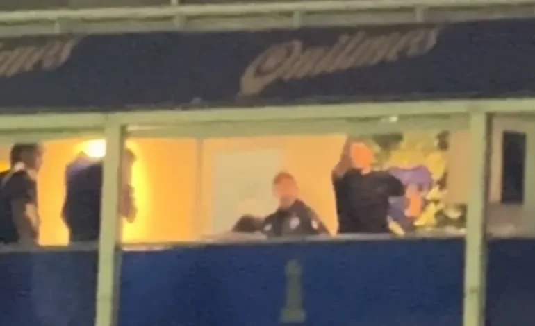 El ENOJO de Riquelme en el palco después del empate con San Lorenzo