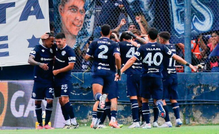 El líder Independiente Rivadavia choca ante Tigre en Victoria con el objetivo de mantenerse en los más alto
