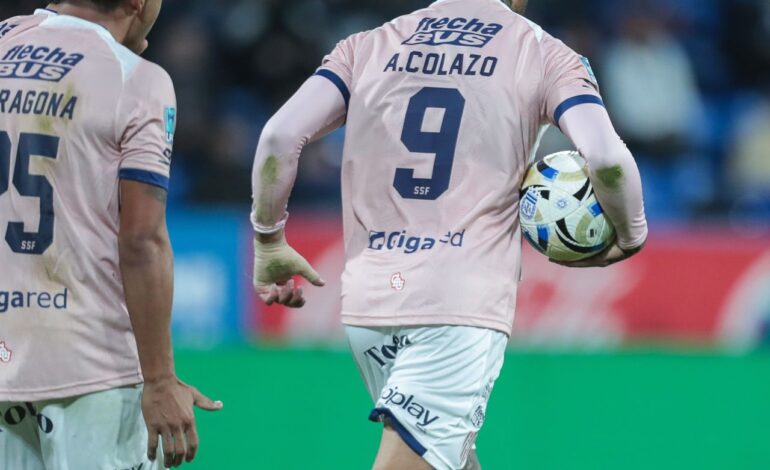 REVIVÍ EL MINUTO A MINUTO: Unión igualó ante Vélez y sueña con la clasificación.