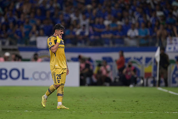 «Me toca tragar mierda»: el desesperado perdón de Adam Bareiro a los hinchas de Boca