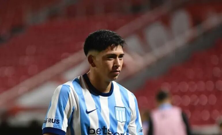 La emoción de Alejandro Tello tras el debut en Racing: “Se me inundaba la casa y mi mamá igual me llevaba a entrenar”