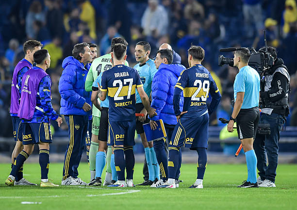 Los audios del VAR sobre el gol anulado y el penal no cobrado para Boca frente a Cruzeiro
