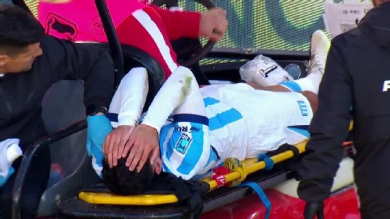 La DURA LESIÓN de Alan Forneris que se retiró en camilla
