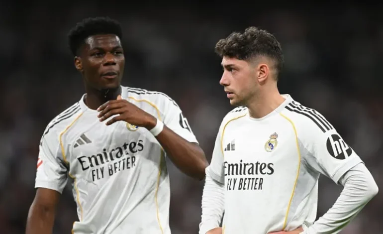 ARDE EL REAL MADRID: Valverde y Tchouaméni, casi a las piñas